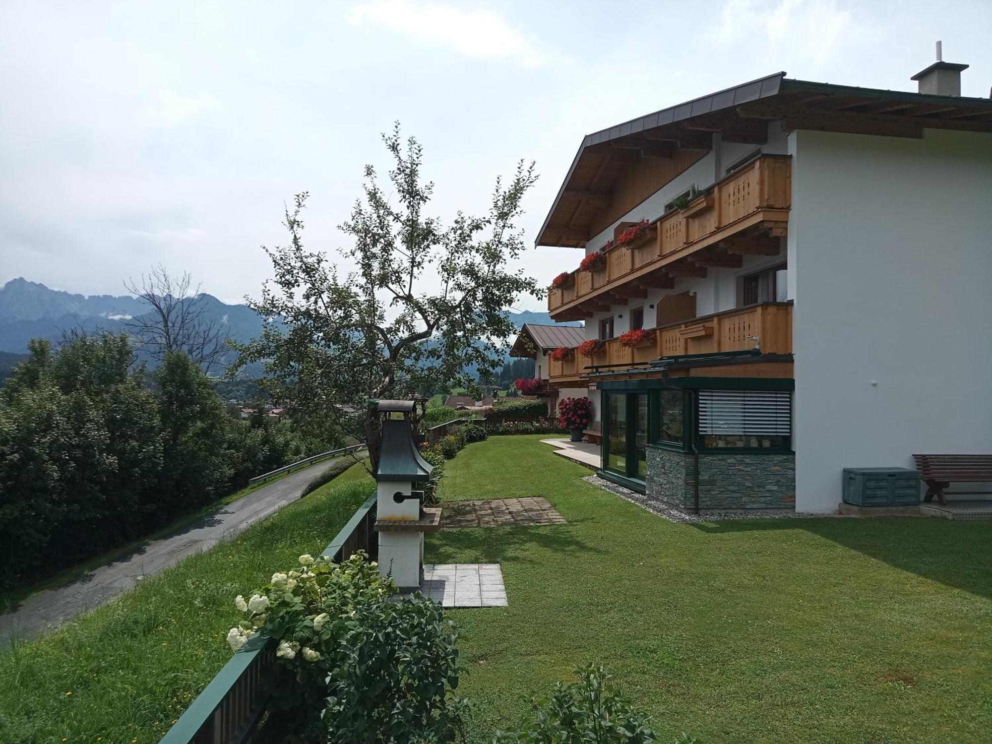 Appartement Haus Sonnleit à Kössen Extérieur photo